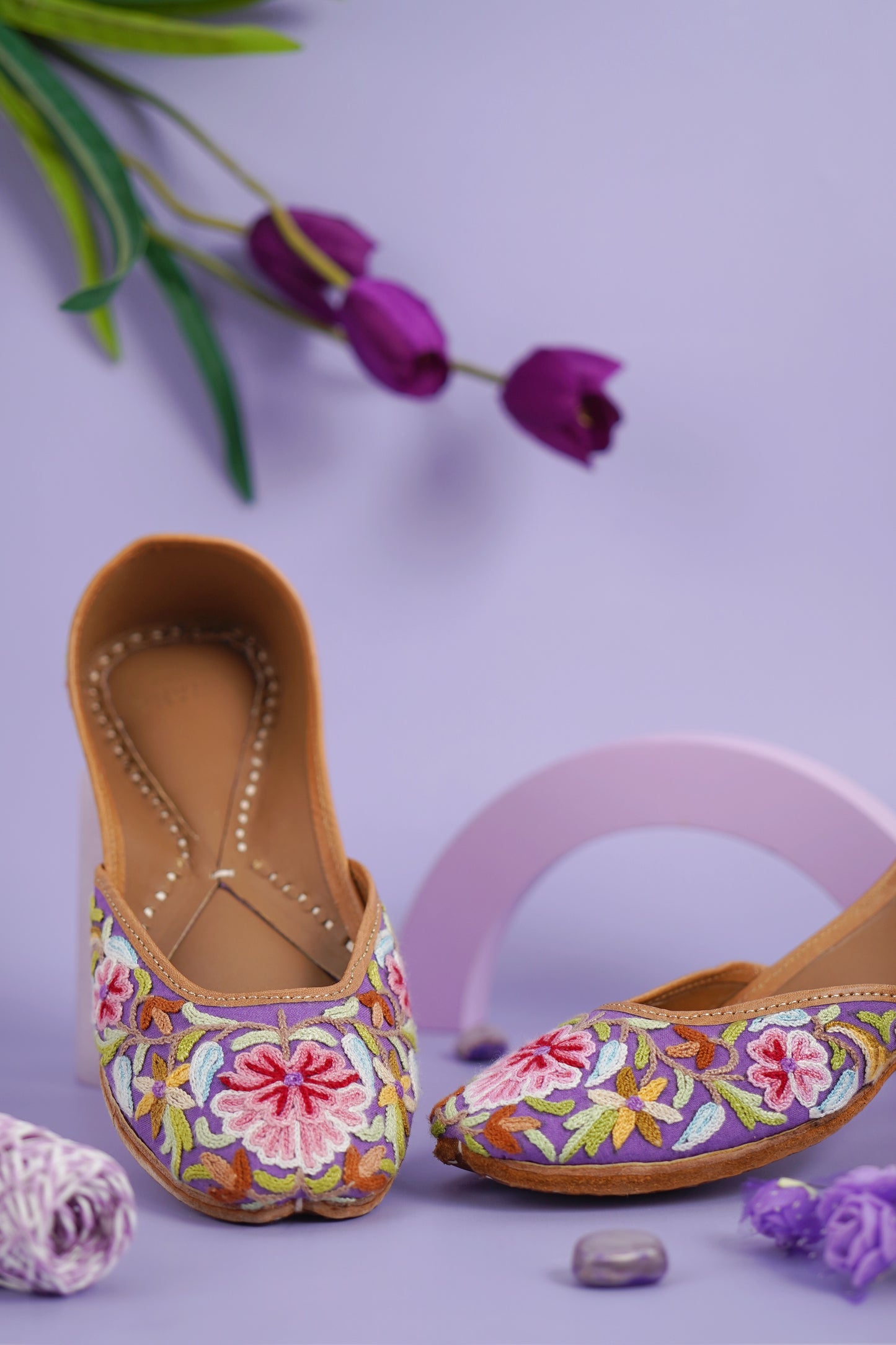 Purple Multi Floral Aari Jutti